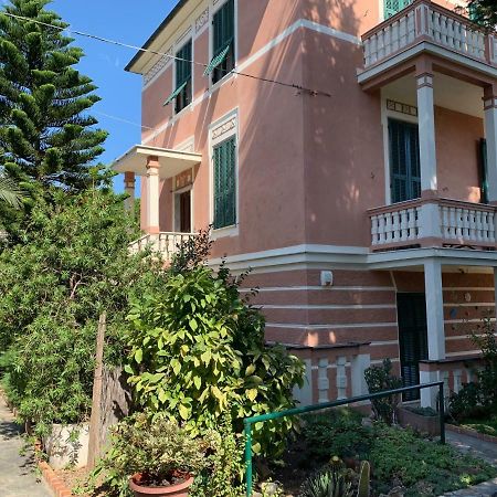 Resort Villa Rosa Maria Savona Exterior foto