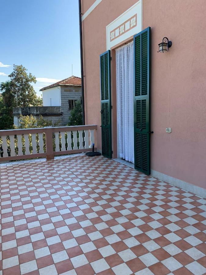 Resort Villa Rosa Maria Savona Exterior foto
